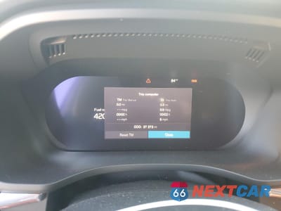 Zdjęcie 9 z 15 samochodu: 2022 VOLVO XC60 B5 MOMENTUM VIN:YV4L12DKXN1925840 - miniatura