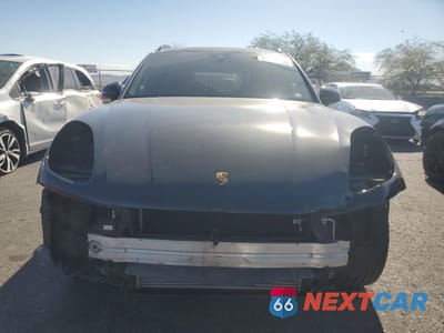 Piąte zdjęcie samochodu w środku: 2019 PORSCHE MACAN VIN:WP1AA2A51KLB03807 - miniatura