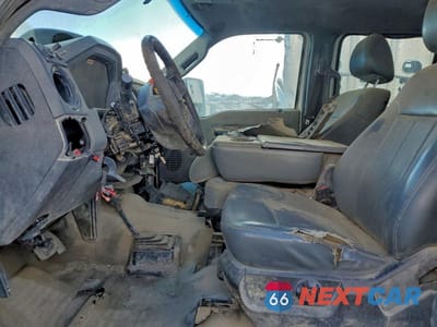 Zdjęcie 7 z 12 samochodu: 2012 FORD F550 SUPER DUTY VIN:1FD0W5HY7CEA60463 - miniatura