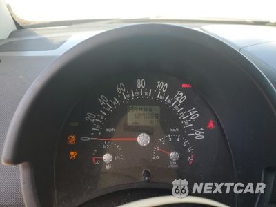 Zdjęcie 9 z 12 samochodu: 2004 VOLKSWAGEN NEW BEETLE GLS VIN:3VWCD31Y44M310479 - miniatura