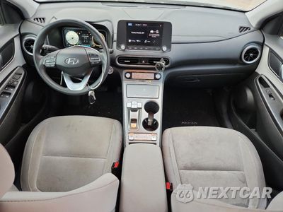 Zdjęcie 8 z 12 samochodu: 2023 HYUNDAI KONA SE VIN:KM8K23AG3PU168973 - miniatura