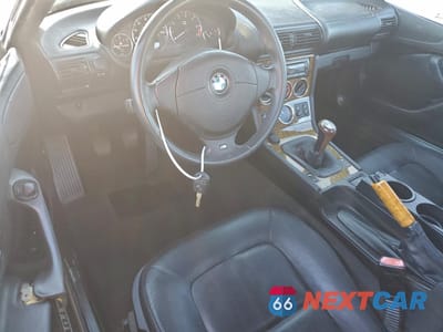 Zdjęcie 8 z 12 samochodu: 2002 BMW Z3 2.5 VIN:4USCN33442LK52635 - miniatura
