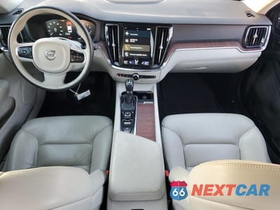 Zdjęcie 8 z 13 samochodu: 2021 VOLVO S60 T5 MOMENTUM VIN:7JR102TZXMG113253 - miniatura