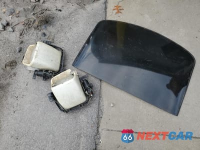 Zdjęcie 12 z 13 samochodu: 1993 CHEVROLET CORVETTE VIN:1G1YY23P1P5105877 - miniatura