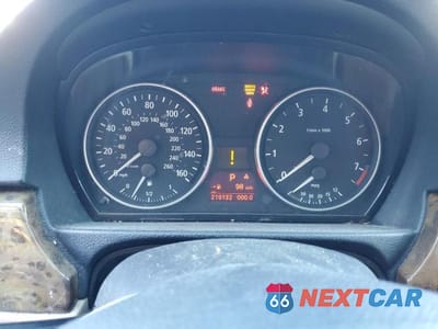 Zdjęcie 9 z 11 samochodu: 2006 BMW 325 I VIN:WBAVB13516PT11205 - miniatura