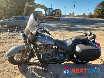 Trzecie zdjęcie samochodu z tyłu: 2020 HARLEY-DAVIDSON FLHCS VIN:1HD1YBK11LB028220 - miniatura