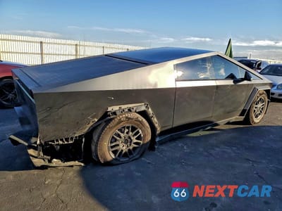 Trzecie zdjęcie samochodu z tyłu: 2025 TESLA CYBERTRUCK VIN:7G2CEHED2SA069408 - miniatura