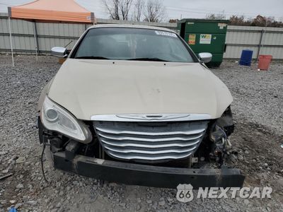 Piąte zdjęcie samochodu w środku: 2013 CHRYSLER 200 LIMITED VIN:1C3BCBFG3DN604221 - miniatura