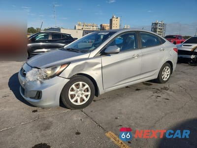 2013 HYUNDAI ACCENT KMHCT4AE9DU376194 - główne zdjęcie licytacji z USA - miniatura
