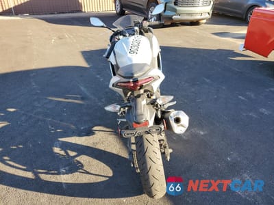 Czwarte zdjęcie samochodu z boku: 2024 KAWASAKI EX500 VIN:ML5EXGG1XRDA18209 - miniatura