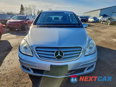 Piąte zdjęcie samochodu w środku: 2008 MERCEDES-BENZ B200 VIN:WDDFH33X28J351212 - miniatura