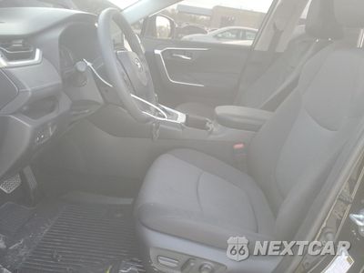 Zdjęcie 7 z 13 samochodu: 2025 TOYOTA RAV4 XLE VIN:JTMRWRFV7SJ075322 - miniatura