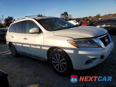 Czwarte zdjęcie samochodu z boku: 2015 NISSAN PATHFINDER S VIN:5N1AR2MM4FC695556 - miniatura