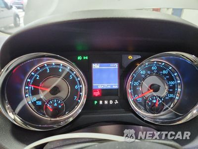 Zdjęcie 9 z 15 samochodu: 2015 CHRYSLER TOWN & COUNTRY TOURING VIN:2C4RC1BG7FR627307 - miniatura
