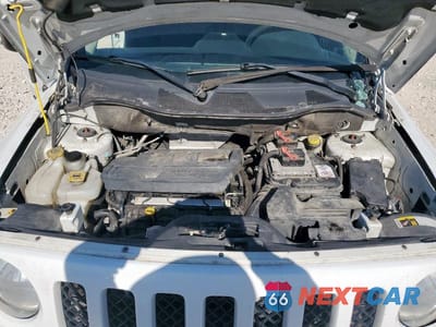 Zdjęcie 12 z 13 samochodu: 2015 JEEP PATRIOT LATITUDE VIN:1C4NJRFB6FD357006 - miniatura