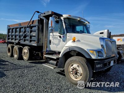 Czwarte zdjęcie samochodu z boku: 2005 INTERNATIONAL 7500 DUMP TRUCK VIN:1HTWPAZT85J005654 - miniatura