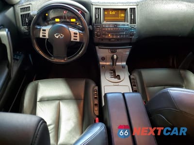 Zdjęcie 8 z 13 samochodu: 2005 INFINITI FX35 VIN:JNRAS08W95X218914 - miniatura