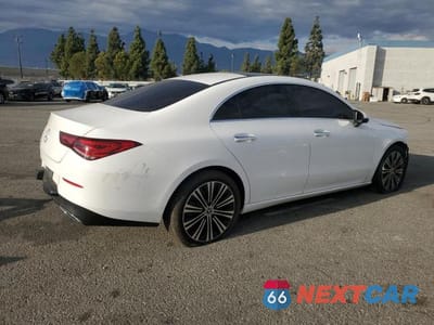 Trzecie zdjęcie samochodu z tyłu: 2023 MERCEDES-BENZ CLA 250 VIN:W1K5J4GB7PN393712 - miniatura