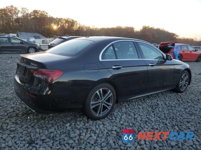 Trzecie zdjęcie samochodu z tyłu: 2023 MERCEDES-BENZ E 350 4MATIC VIN:W1KZF8EB0PB111604 - miniatura