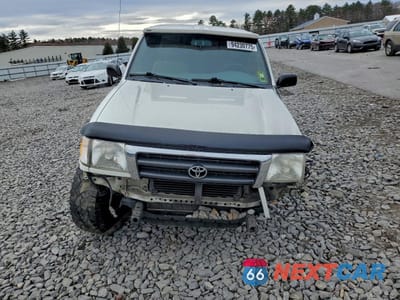 Piąte zdjęcie samochodu w środku: 1998 TOYOTA TACOMA XTRACAB VIN:4TAWM72N2WZ076416 - miniatura