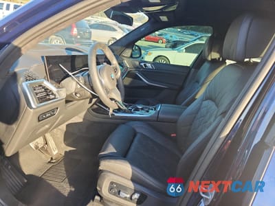 Zdjęcie 7 z 16 samochodu: 2025 BMW X7 XDRIVE40I VIN:5UX23EM04S9Y07738 - miniatura