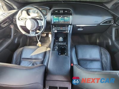 Zdjęcie 8 z 13 samochodu: 2018 JAGUAR F-PACE PRESTIGE VIN:SADCK2GX9JA321959 - miniatura