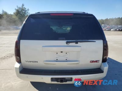 Zdjęcie 6 z 14 samochodu: 2014 GMC YUKON SLT VIN:1GKS1CE07ER100684 - miniatura
