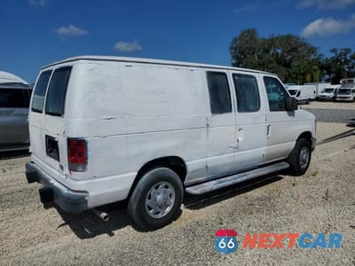 Trzecie zdjęcie samochodu z tyłu: 2013 FORD ECONOLINE E250 VAN VIN:1FTNE2EWXDDA31660 - miniatura