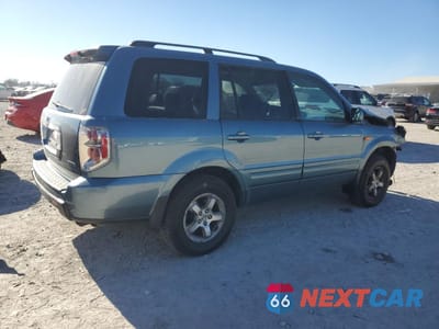 Trzecie zdjęcie samochodu z tyłu: 2006 HONDA PILOT EX VIN:5FNYF18696B028857 - miniatura