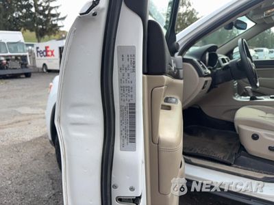 Zdjęcie 10 z 10 samochodu: 2018 JEEP GRAND CHEROKEE LAREDO VIN:1C4RJFAG0JC231015 - miniatura