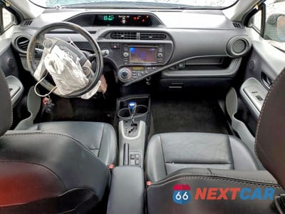 Zdjęcie 8 z 12 samochodu: 2013 TOYOTA PRIUS VIN:JTDKDTB36D1035924 - miniatura