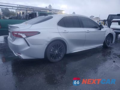 Trzecie zdjęcie samochodu z tyłu: 2024 TOYOTA CAMRY XSE VIN:4T1K61AKXRU237349 - miniatura