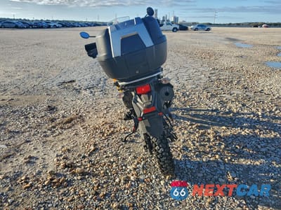 Czwarte zdjęcie samochodu z boku: 2023 KAWASAKI KL650 J VIN:ML5KLEJ16PDA23559 - miniatura