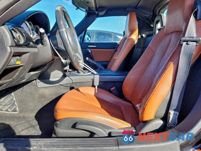 Zdjęcie 7 z 12 samochodu: 2008 MAZDA MX-5 MIATA VIN:JM1NC26FX80145093 - miniatura