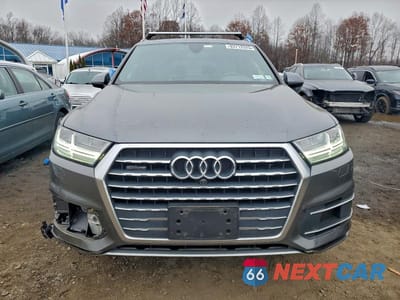 Piąte zdjęcie samochodu w środku: 2019 AUDI Q7 PREMIUM PLUS VIN:WA1LHAF72KD032521 - miniatura
