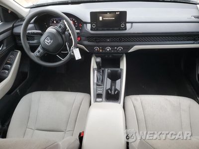 Zdjęcie 8 z 13 samochodu: 2025 HONDA ACCORD LX VIN:1HGCY1F27SA062658 - miniatura