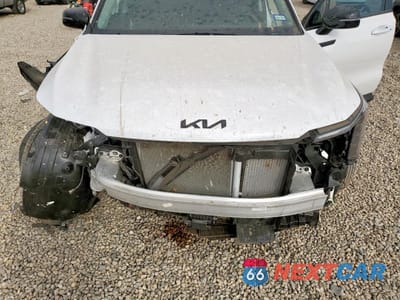 Zdjęcie 12 z 14 samochodu: 2025 KIA SORENTO EX VIN:5XYRHDJF3SG403039 - miniatura