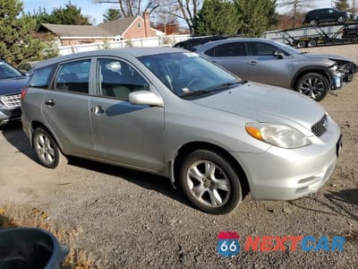 Czwarte zdjęcie samochodu z boku: 2003 TOYOTA COROLLA MATRIX VIN:2T1LR32E13C720172 - miniatura
