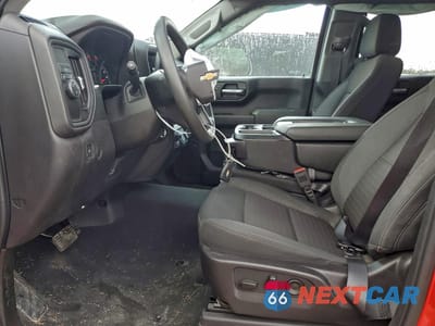 Zdjęcie 7 z 13 samochodu: 2024 CHEVROLET SILVERADO C1500 CUSTOM VIN:3GCPABEK0RG190876 - miniatura