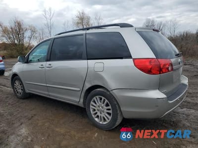 Drugie zdjęcie samochodu z przodu: 2010 TOYOTA SIENNA XLE VIN:5TDYK4CC3AS316002 - miniatura