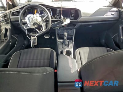 Zdjęcie 8 z 13 samochodu: 2023 VOLKSWAGEN JETTA SPORT VIN:3VWBM7BU0PM023806 - miniatura