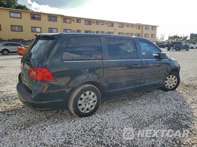 Trzecie zdjęcie samochodu z tyłu: 2012 VOLKSWAGEN ROUTAN S VIN:2C4RVAAG2CR393830 - miniatura