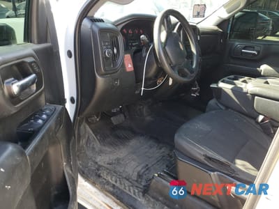 Zdjęcie 8 z 12 samochodu: 2020 CHEVROLET SILVERADO UTILITY / SERVICE TRUCK VIN:1GB5WLE71LF244855 - miniatura