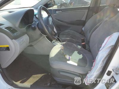 Zdjęcie 7 z 12 samochodu: 2017 HYUNDAI ACCENT SE VIN:KMHCT4AE1HU315539 - miniatura
