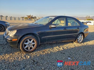 2002 MERCEDES-BENZ C 240 WDBRF61J12F250670 - główne zdjęcie licytacji z USA - miniatura