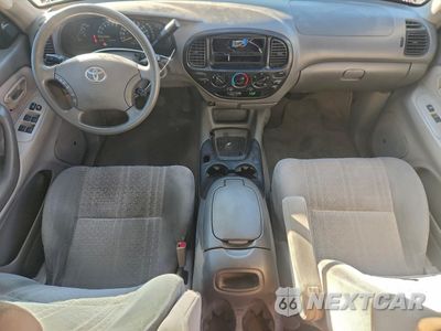 Zdjęcie 8 z 14 samochodu: 2004 TOYOTA TUNDRA DOUBLE CAB SR5 VIN:5TBDT44164S459077 - miniatura