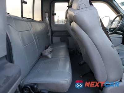 Zdjęcie 10 z 13 samochodu: 2002 FORD F250 SUPER DUTY VIN:1FTNX21F32EB73906 - miniatura