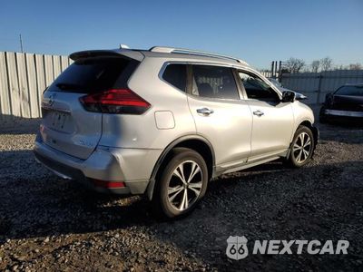 Trzecie zdjęcie samochodu z tyłu: 2017 NISSAN ROGUE SV VIN:5N1AT2MV9HC741315 - miniatura