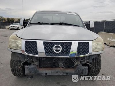 Piąte zdjęcie samochodu w środku: 2006 NISSAN TITAN XE VIN:1N6AA06A06N570932 - miniatura