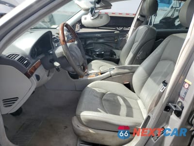 Zdjęcie 7 z 13 samochodu: 2003 MERCEDES-BENZ E 500 VIN:WDBUF70J63A127379 - miniatura